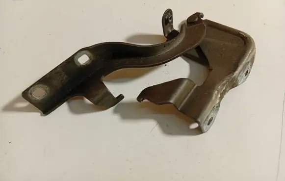 Opel Antara Tailgate/trunk/boot hinge 