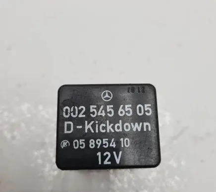 Mercedes-Benz E W124 Other relay 0025456505 05895410
