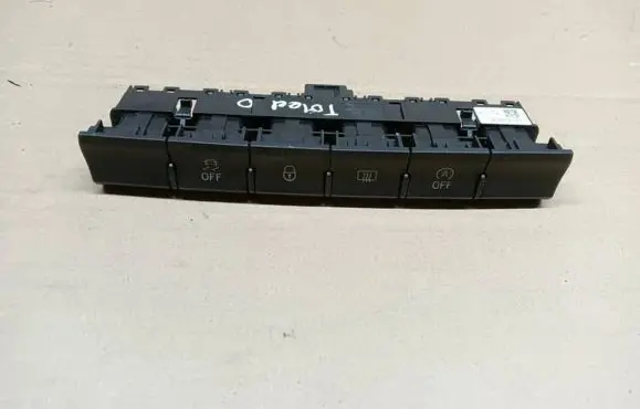 Seat Toledo IV (NH) Other switches/knobs/shifts 6JA927132BF 10100959
