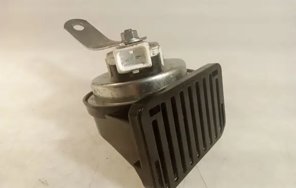 Ford Focus Horn signal A046522