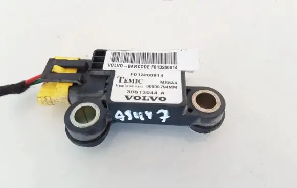 Volvo S40, V40 Airbag deployment crash/impact sensor 30613044a f013260914