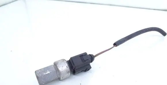 Air conditioning (A/C) pressure sensor