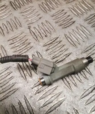 Toyota Aygo AB10 Fuel injector 052063103