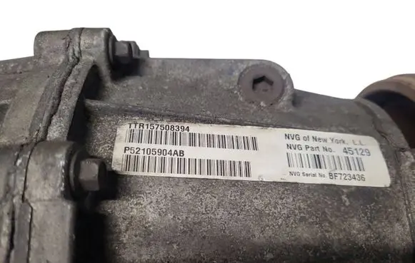 Jeep Grand Cherokee (WK) Gearbox transfer box case P52105904AB 16111210105