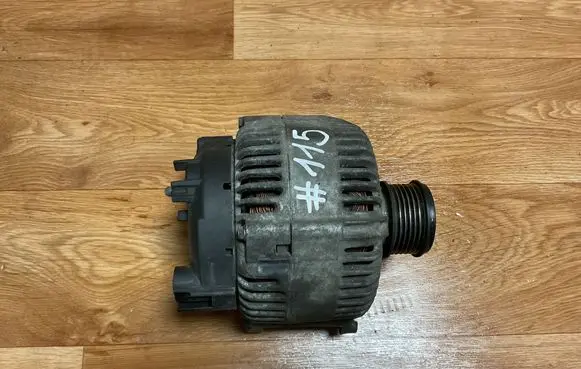 Volkswagen PASSAT B6 Generator/alternator 021903026L