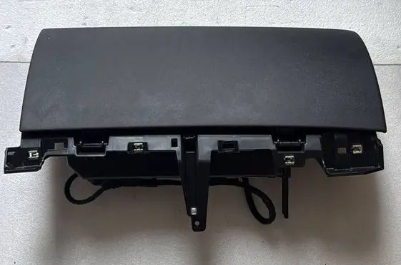 Tesla Model Y Glove box 164311000A 1643110
