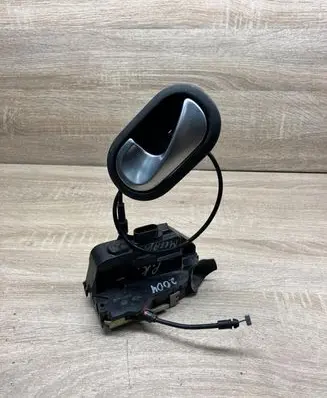 Renault Megane I Front door lock LEFTSIDE