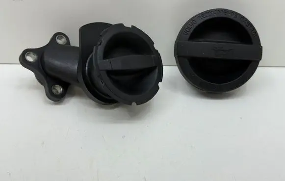 Volvo V60 Oil filler cap 31330189