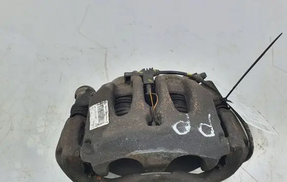 Mercedes-Benz Vito Viano W447 Front brake caliper A6394212398
