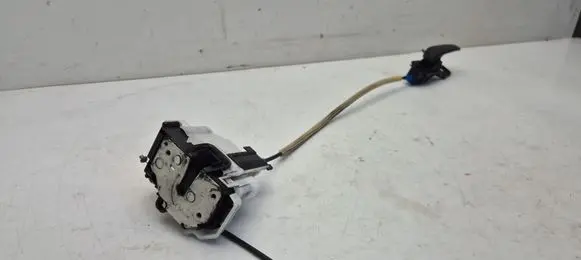 Peugeot Bipper Front door lock 1365225080