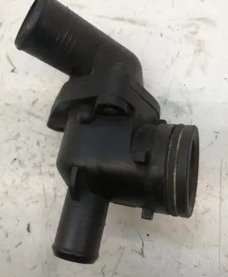Thermostat/thermostat housing