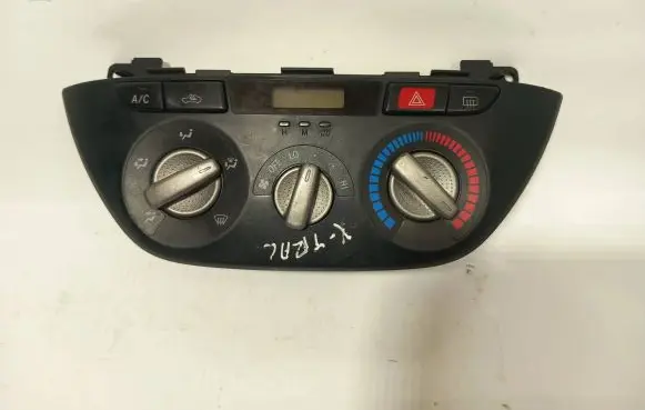 Toyota RAV 4 (XA10) Climate control unit 5590042140