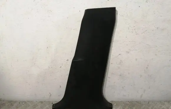 Toyota Avensis T270 (B) pillar trim (bottom) 6241305040C0 6241305040