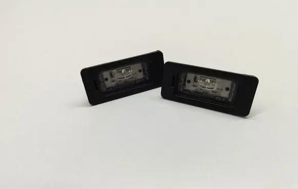BMW 5 G30 G31 G38 Number plate light 7410302 63267410302