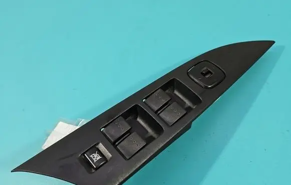 Mazda 3 I Electric window control switch BJOE66600 IMPRK1559373