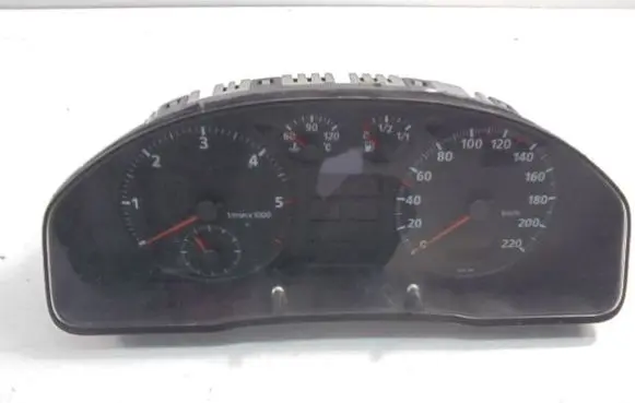 Speedometer (instrument cluster)
