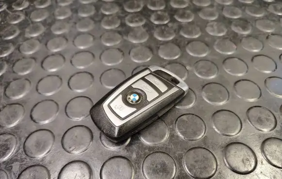 BMW 7 F01 F02 F03 F04 Ignition key/card 9202838