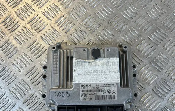 Peugeot 5008 Engine control unit/module 9665674480 0281014729