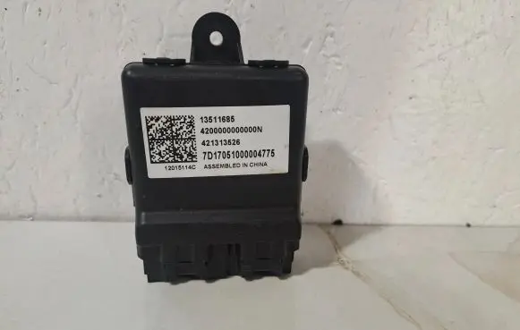 Opel Astra K Seat heating relay 4200000000000N 13511685 421313526