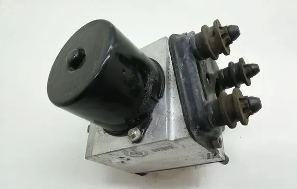 Volkswagen PASSAT B6 ABS Pump 3C0614109D