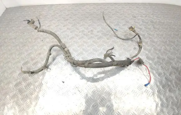 Isuzu D-Max Engine installation wiring loom