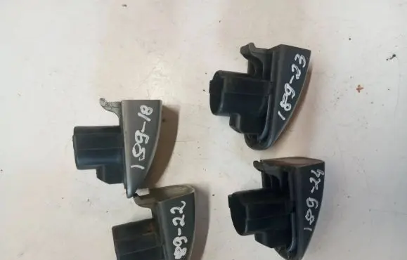 Volvo XC60 Rear door handle cover 39998272