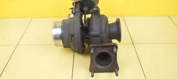 Volvo C30 Turbo 31312712 D5204T