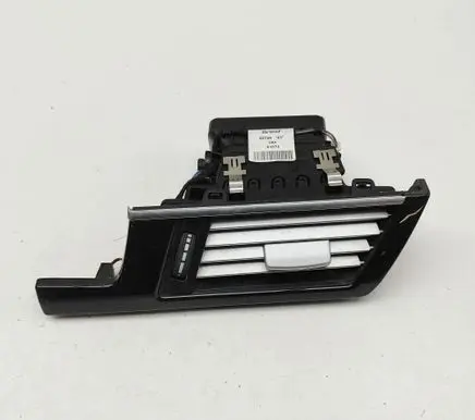 Mercedes-Benz E W212 Dashboard air vent grill cover trim A2128302754