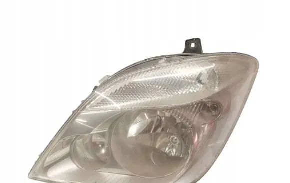 Mercedes-Benz Sprinter W906 Headlight/headlamp 9068200161