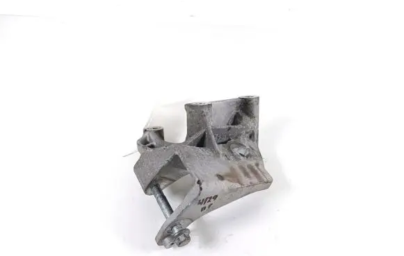 Volvo V60 Engine mounting bracket 31430490