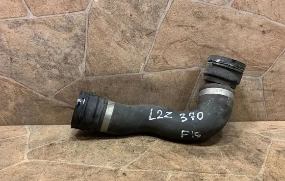 BMW X5 F15 Engine coolant pipe/hose 8517969