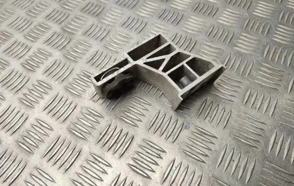 Mercedes-Benz GLC X253 C253 Radiator support slam panel bracket 