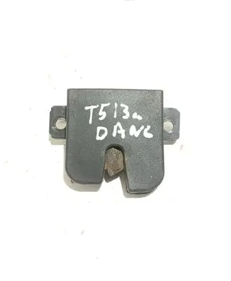 Loading door lock