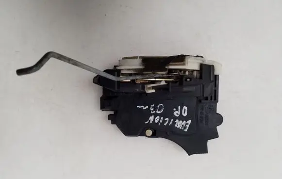Mitsubishi Lancer Evolution Front door lock 