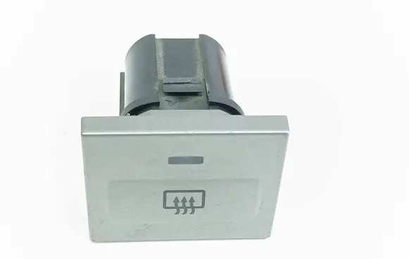 Ford Focus Windscreen/window heater switch 8V4T18C621AB