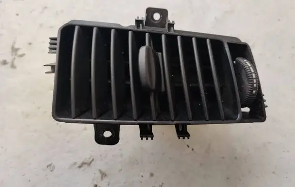 Mercedes-Benz Sprinter W906 Dashboard side air vent grill/cover trim A9068300154