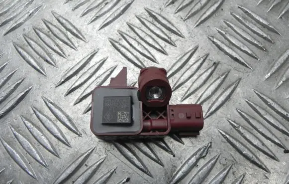 Renault Twingo III Airbag deployment crash/impact sensor 988320120R