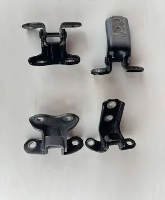 Toyota Yaris Cross Front door hinges set