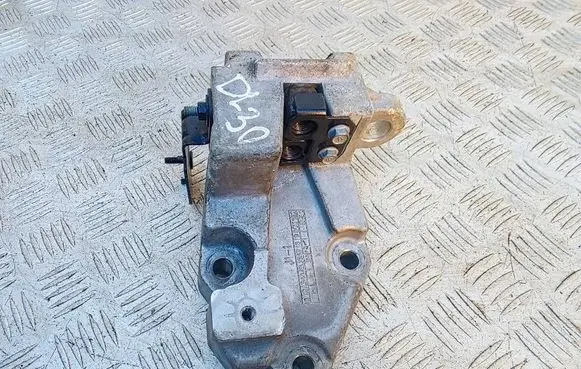 KIA Niro Engine mounting bracket SBVA