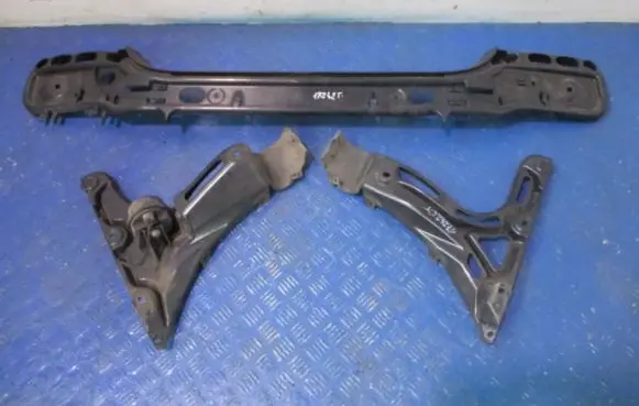 BMW 5 E60 E61 Front bodywork piece 