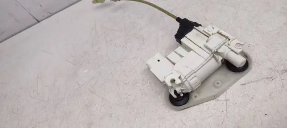BMW X6 F16 Rear door soft close latching motor 7419843