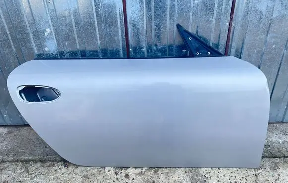 Door (2 Door Coupe)
