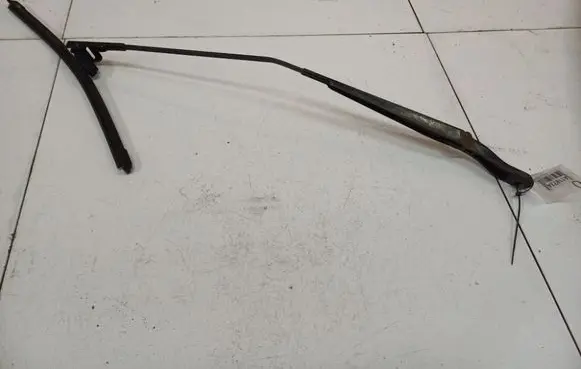 Mazda 3 I Rear wiper blade arm 