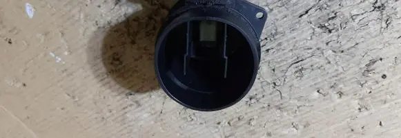 Mercedes-Benz C W204 Mass air flow meter A6510900048