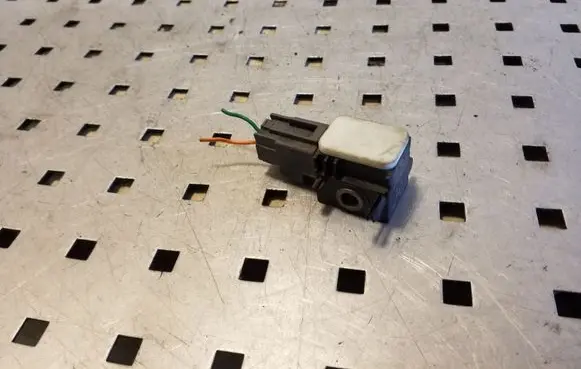 Hyundai Santa Fe Airbag deployment crash/impact sensor 959202B000