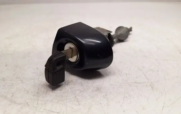 BMW X5 E70 Front door lock (next to the handle) 51217187881 51217187879