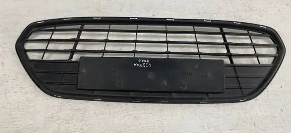 Ford Mondeo MK IV Front bumper upper radiator grill M738A BS7117B968A