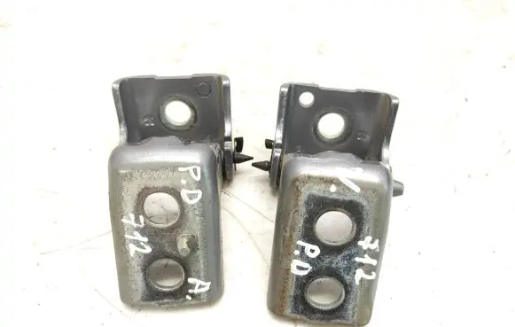 Peugeot 2008 I Front door hinge set KCA