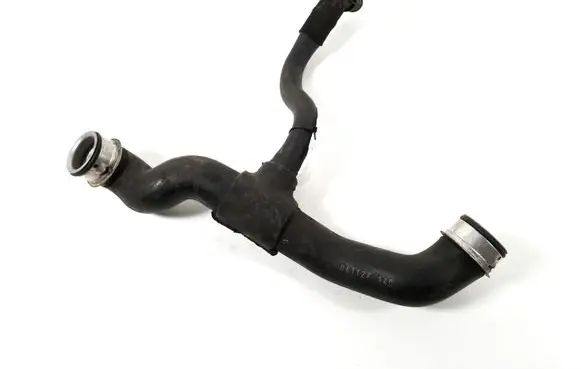 Mercedes-Benz CLC CL203 Engine coolant pipe/hose A2035014682