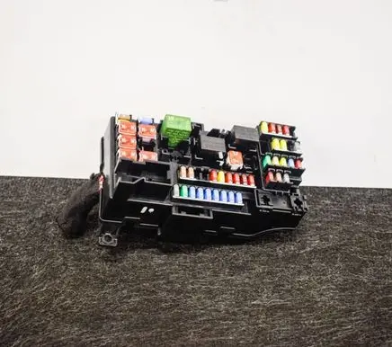 Opel Mokka Fuse box set